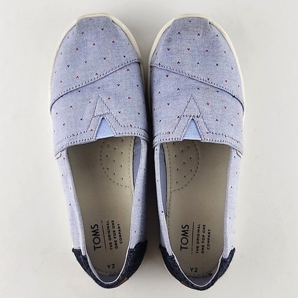 ⭐️3/ $30⭐️ TOMS Classics Heart Motif Woven Kids Espadrilles Slip-on Blue Size 2 - Picture 2 of 15